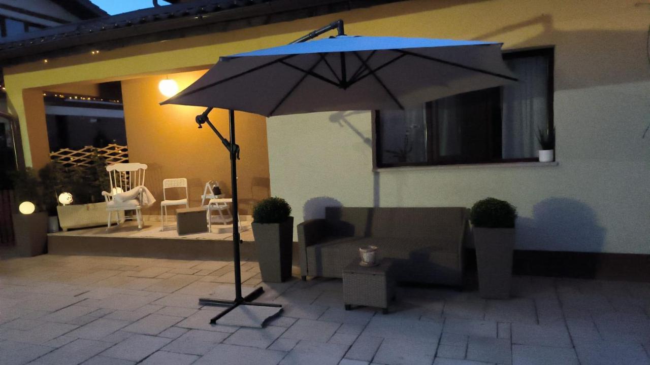 Ferienwohnung Luxury Airport Retreat Cluj-Napoca Exterior foto